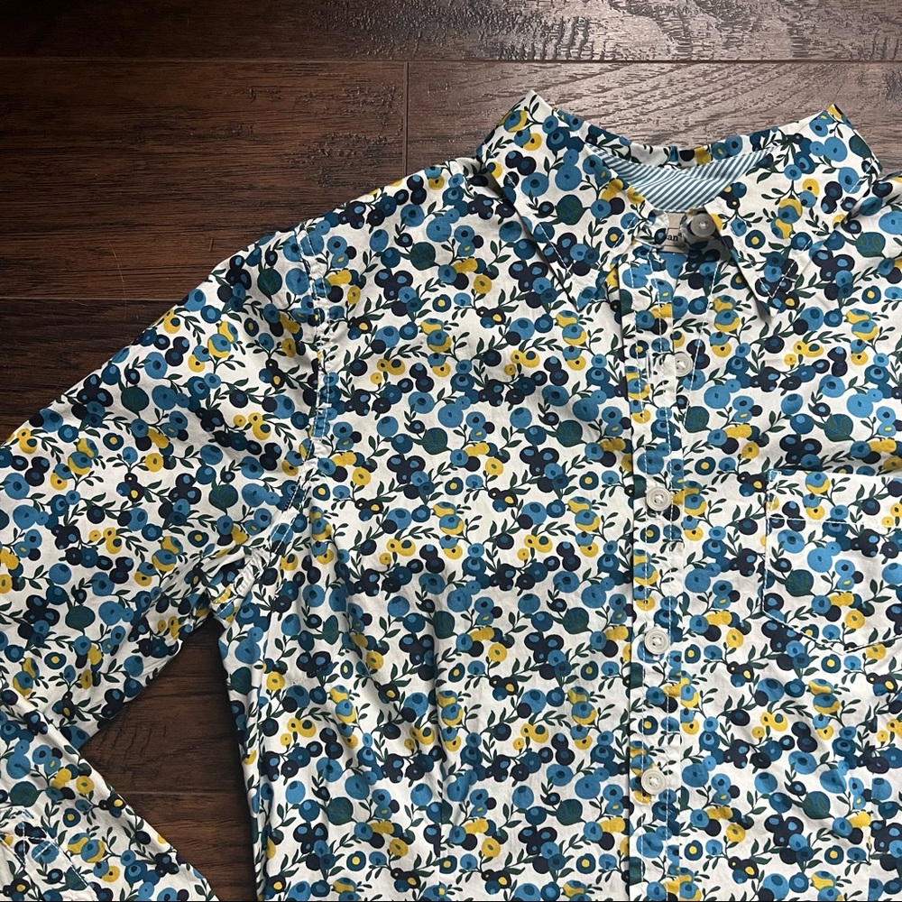 L.L. Bean Women’s Printed Button Down Shirt Medium